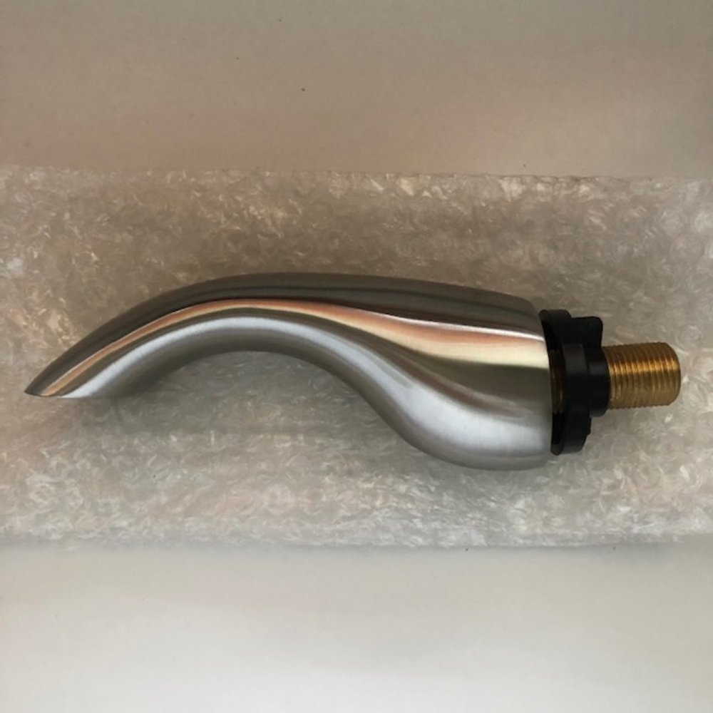 Bathtub Spout in Brushed Nickel